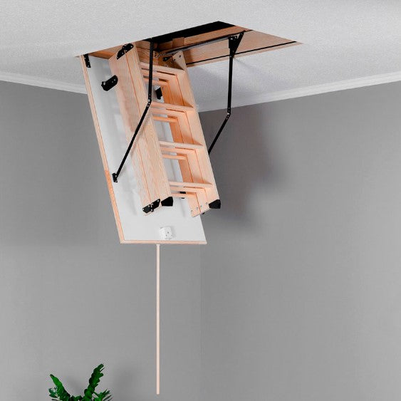 Таванска стълба Oman Termo PS с дървени стъпала и механизъм за лесно отваряне, идеална за достъп до тавански помещения - LATIVA.bg